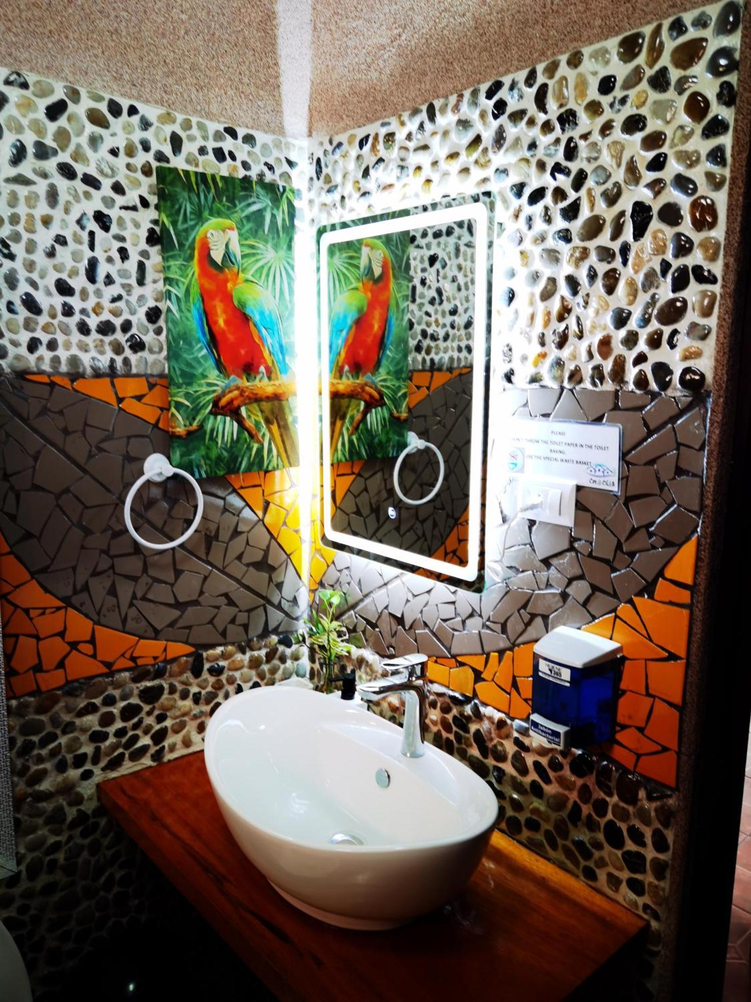 Sunrise House Bed and Breakfast Quepos Buitenkant foto