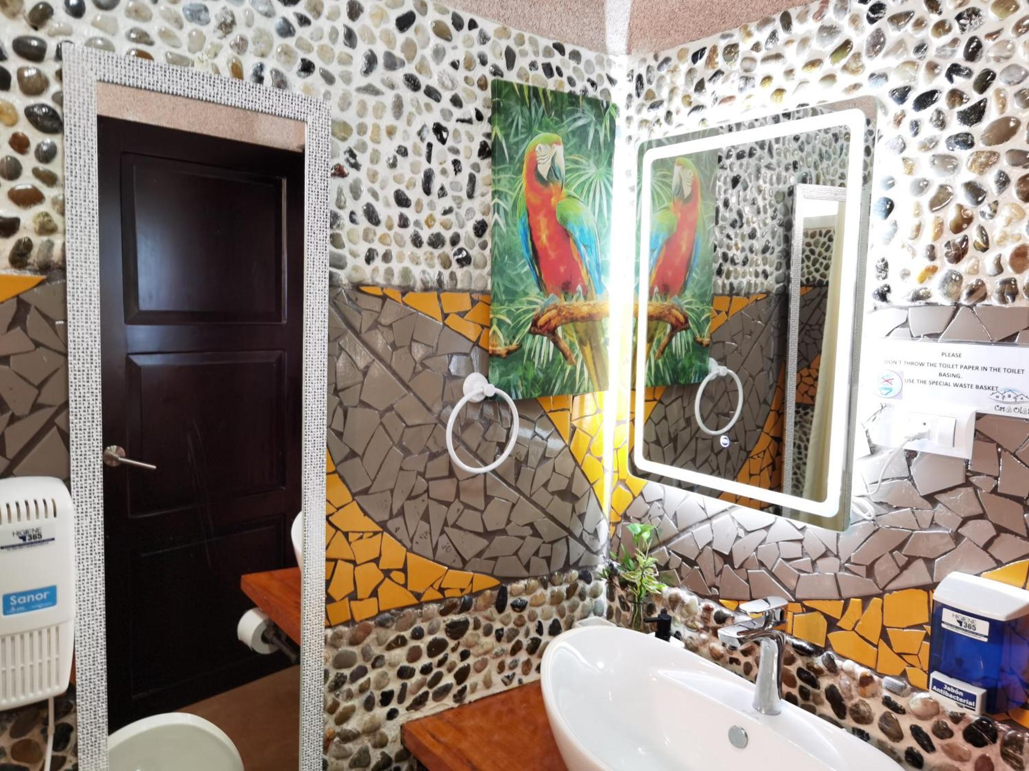Sunrise House Bed and Breakfast Quepos Buitenkant foto