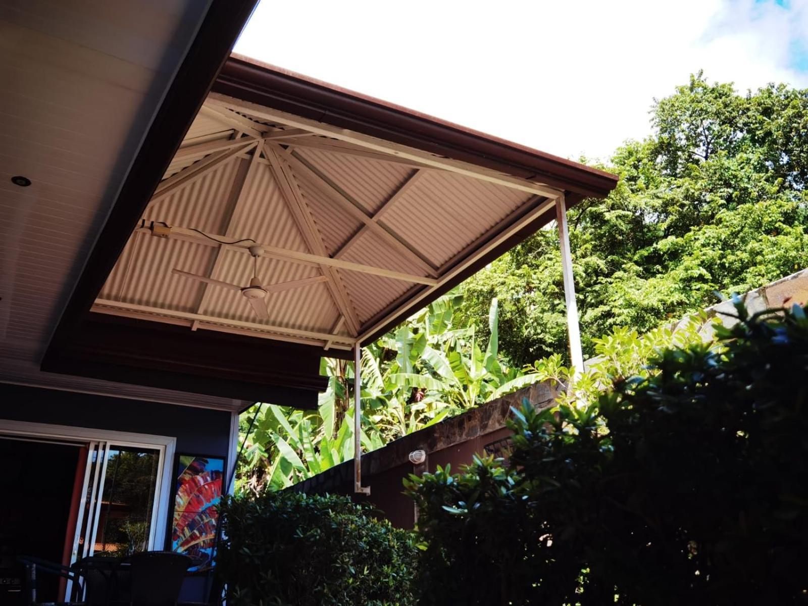 Sunrise House Bed and Breakfast Quepos Buitenkant foto